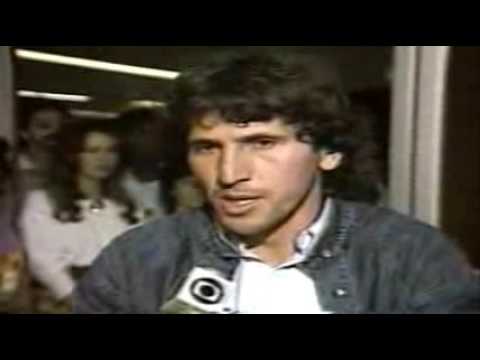 Baú do Esporte - Sócrates chega ao Flamengo