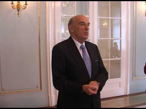 Hans-Rudolf Merz reçoit une classe de Moutier BE