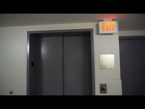 Awesome OTIS series 1 hydraulic freight elevator @ Canadian Pacific Plaza, Minneapolis, MN