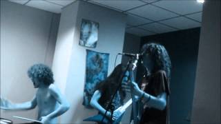 RosWelL versión de sepultura (War for territory)