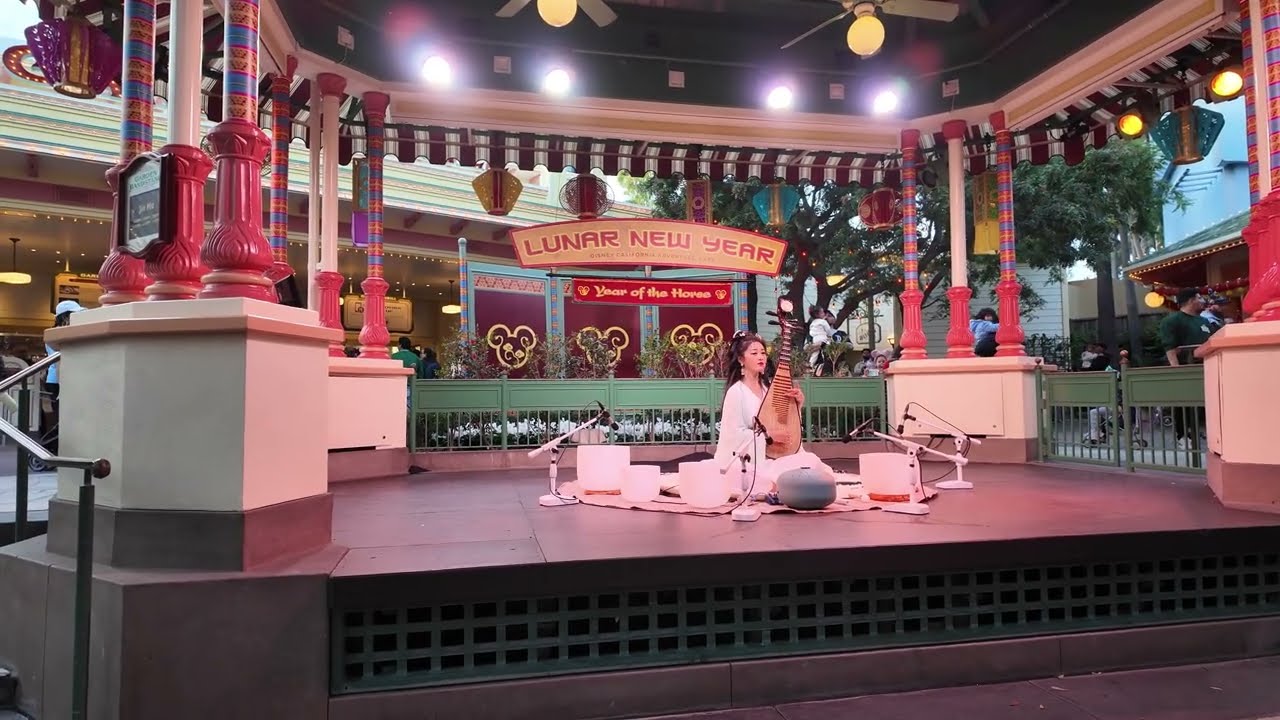 Promotional video thumbnail 1 for Chinese Music-Ancient Instruments Meet the Modern Ears