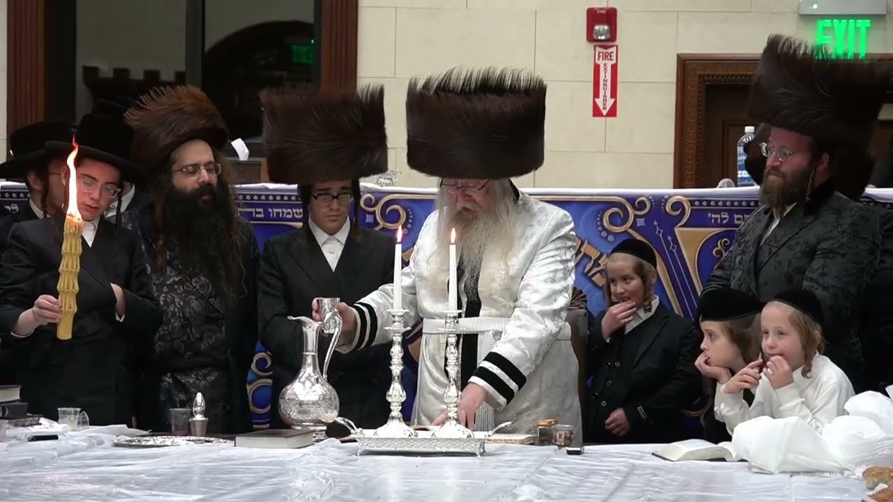 של''ס, מוצ"ש שבע ברכות - בחצר ניקלשבורג Shalosh Seudos and Motzei Shabbos Sheva Brachos - Nikolsburg