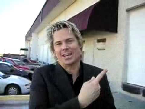 Back in 2005 Kato Kaelin wishes my wife Happy Valentines day.