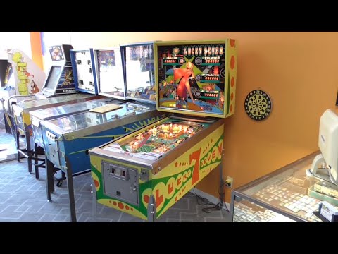 We Admire A Williams 1977 Lucky Seven Pinball Machine - Early System 3 Solid State Game With Chimes!