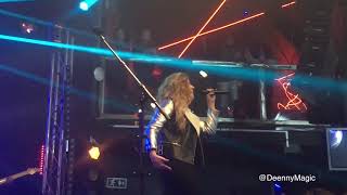 Miriam Rodriguez canta "Lo haremos bien" en Madrid