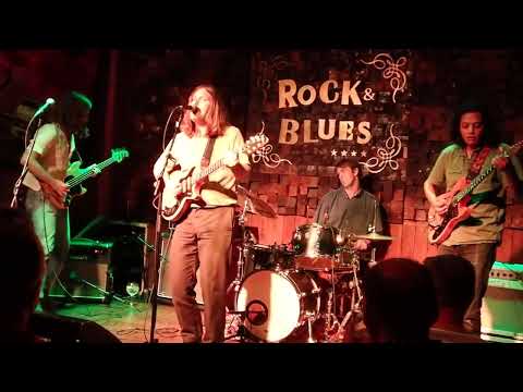 Silver Synthetic  "Any Way I Can"  18-5-2022, Zaragoza (Rock & Blues Cafe)