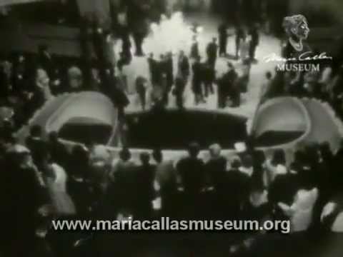 Maria Callas: Arriving at the Met for Adriana Lecouvreur with Renata Tebaldi (NY, Sep. 16, 1968)