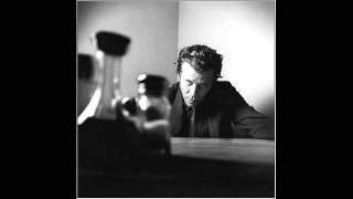 Tom Waits - Walk Away.