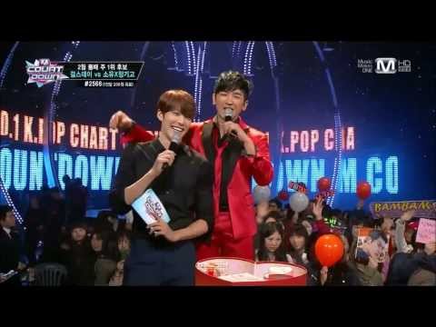 [140213] M! Countdown - C-Clown bowing and waving to the audience