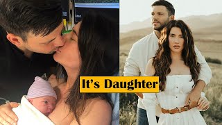 Congratulations! Jacqueline MacInnes Wood and her husband Elan Ruspoli welcome Daughter!