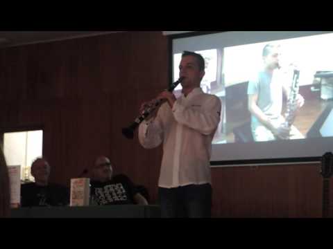 ACTUACION DE VICTOR DIAZ