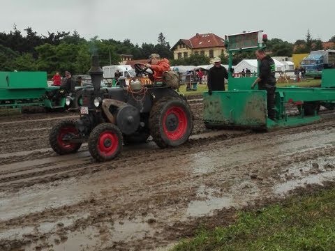 Deutz F3M417, Zetor 50 Super und Famulus beim Trecker Treck Traktorpulling in Rosenow