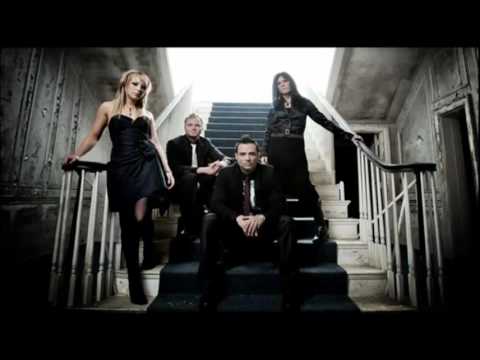 Video thumbnail for Hero (iTunes Session)