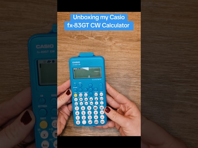 Vídeo relacionado con Casio fx-83GTCW+ - Calculadora científica Rosa (versión del Reino Unido) - Actualización del Modelo Anterior fx-83GTCW