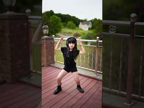 "Shake It to the Max" TikTok Trend #dance #fyp