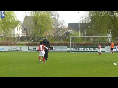 VV De Meern E5 in actie