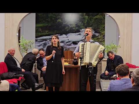 Fam. Berches  - Ți-am cunoscut Iubirea acolo la fântână