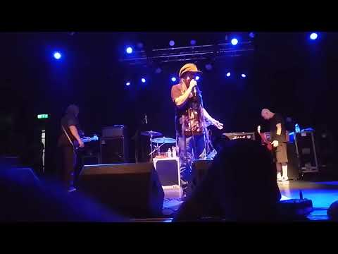 Circle Jerks - Keith Morris' speech and first 4 songs of the gig (Elecric Ballroom Camden, 03/08/22)