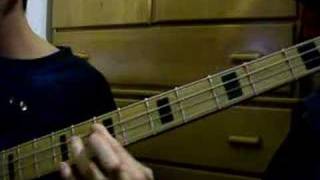 Queens of the Stone Age- Running Joke- Bass