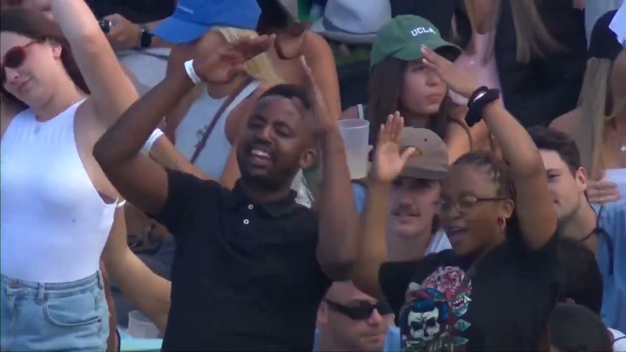 Lite Side of SA20 | Durban's Super Giants v Sunrisers Eastern Cape | Castle Lite Fun Moment