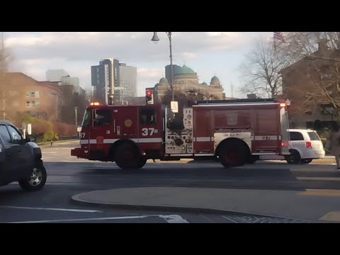 *Boston, MA Engine 37 [HORNS]* responding to a cardiac disorder 4/5/2022
