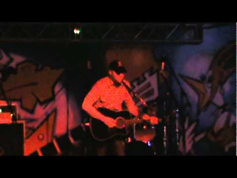 red eye gravy Intro song To LIVE at T-Bones.MPG
