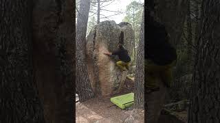 Video thumbnail: Bloque del Chuuulo, 6C. La Pedriza