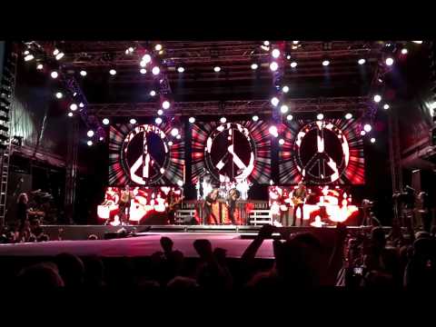 LIVE-Scorpions feat Tarja Turunen-The Good Die Young