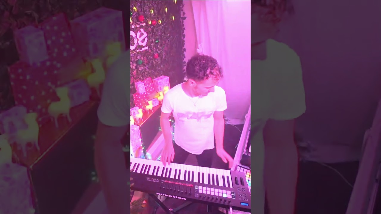 Cale Live Keyboard Mashup