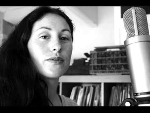 Lovebirds ft Marie Tweek of the Rurals - Lovebirds.wmv