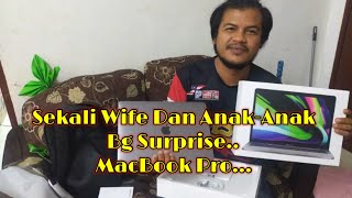 Kejutan ll Isteri Dan Anak-Anak Buat Surprise ll MacBook Pro ll Apple
