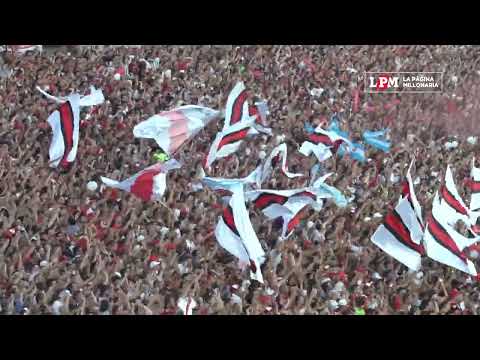 ""Yo lo sigo a RIVER porque lo llevo en el CORAZÓN" vs Godoy Cruz - Liga Profesional 2023" Barra: Los Borrachos del Tablón • Club: River Plate