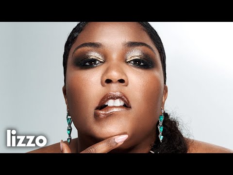 Moone Walker - Lizzo (Lyrics)