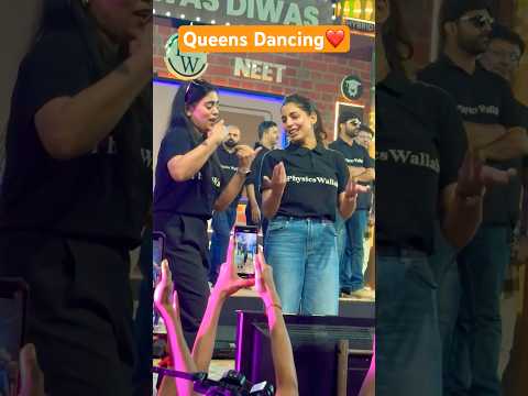 Samapti Mam & Samridhi Mam Duo ❣️❤️ | Physics Wallah