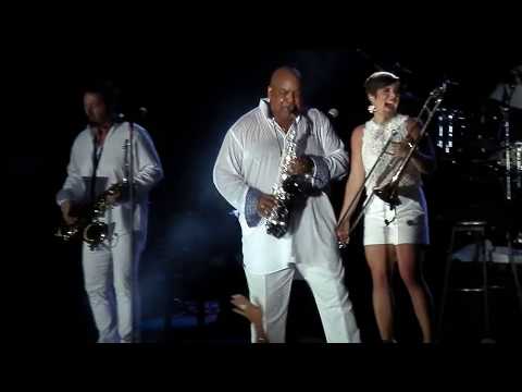 'Cjazz Legend' Dave Koz and Friends 'Summer Horns' ft. Gerald Albright - "Before I Let Go" (LIVE)