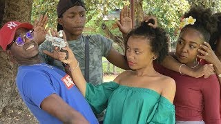 Aya Nakamura - La dot DANS LA VRAIE VIE D&#39;ELINEM