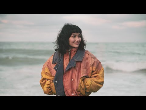 Yıkılmam Asla - Ayça Özefe