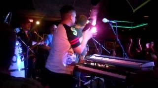 Plate O Shrimp working the crowd at Johnny Ds feb 14 2016 VID00006