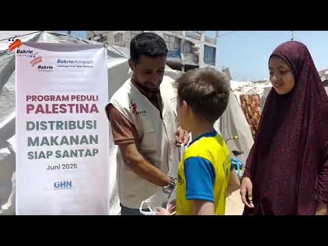 Thumbnail video: 600 Warga Gaza Terima Makanan Siap Santap dari Bakrie Amanah