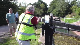 preview picture of video 'Cotswold Canals 505 Ryeford Top Lock'