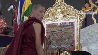 Empoderamiento de Larga Vida de las Tres Raíces Reunidas y ceremonia de la Corona Roja