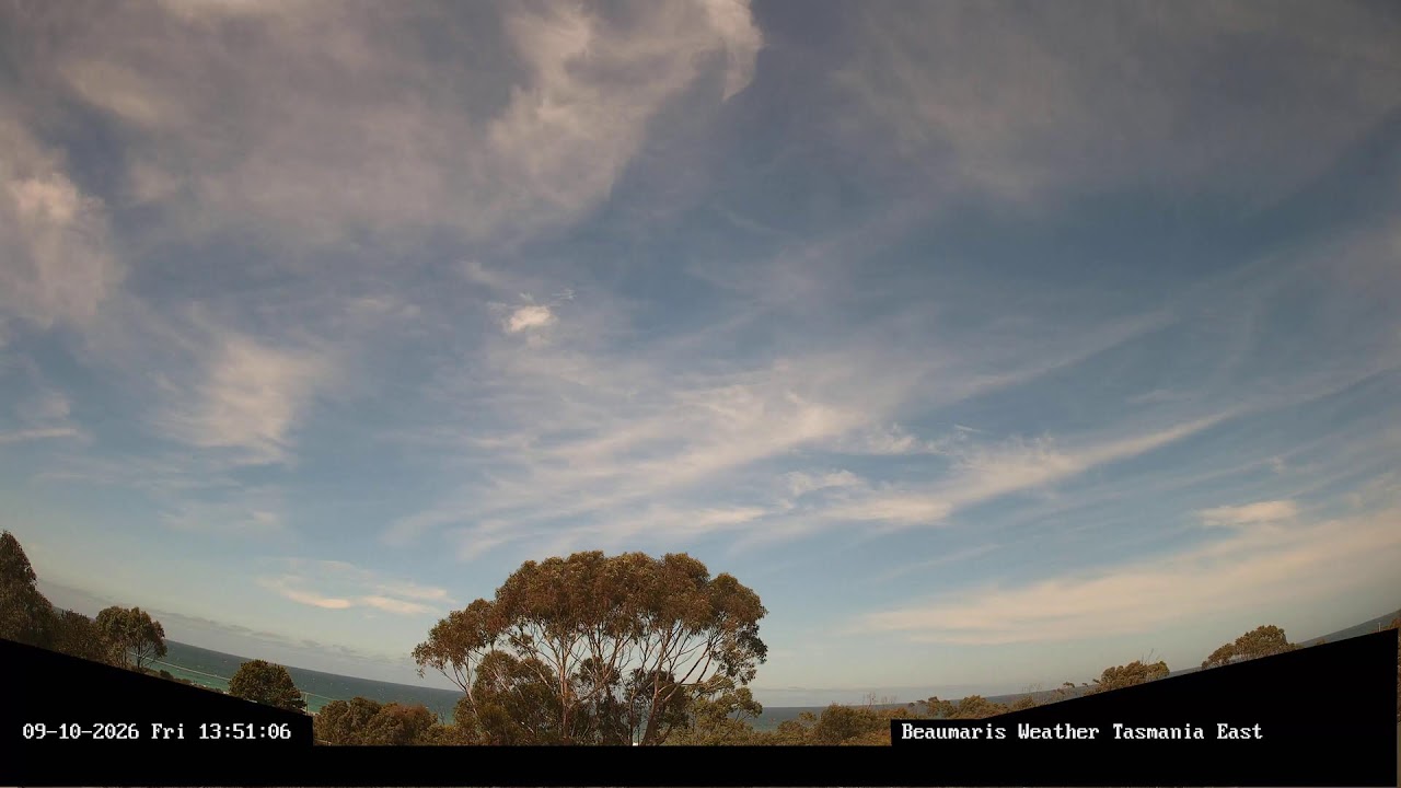 Live webcam view of Beaumaris Coastal Lookout