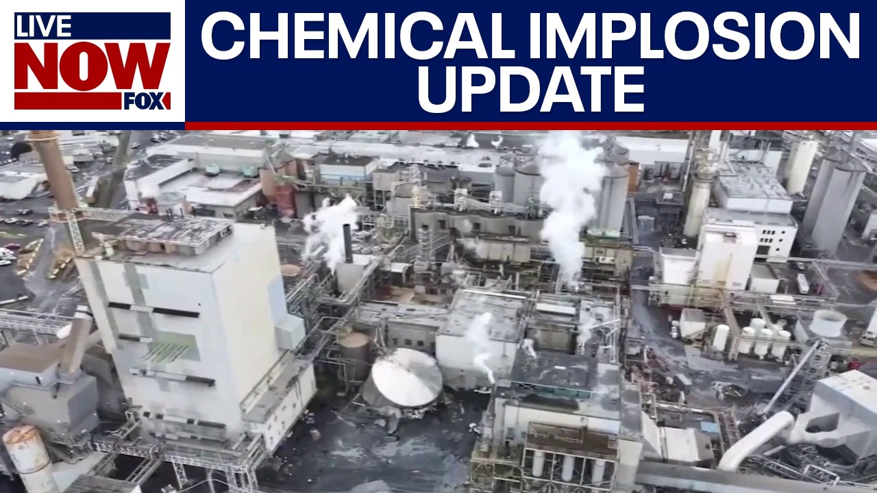 1 dead, 9 missing after Washington chemical implosion