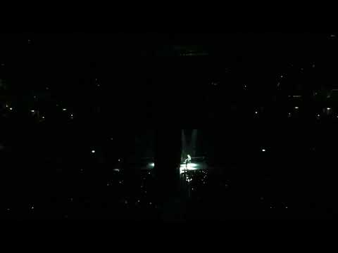 U2 01-SEP-2018 Berlin, Bono losing his Voice - Speech