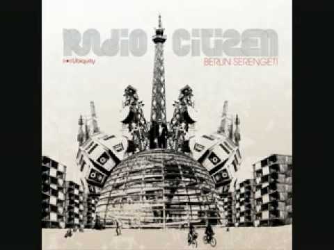 Radio Citizen - The Hop (Feat. Bajka)