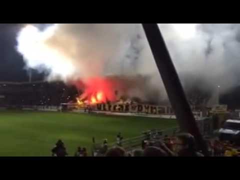 SG Sonnenhof Grossaspach - SG Dynamo Dresden (04.12.2015) Pyro 15 Jahre Ultras Dynamo Dresden