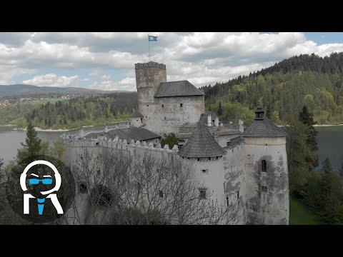 Two castles - Niedzica and Czorsztyn | Best Moto Roads in Poland