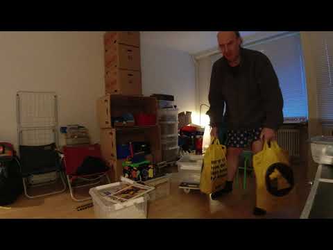 MongoTV_11000 - MIN NYE LEJLIGHED - Del 120 - Onsdag - Ligger 70 Tegneseriealbum Ned i 2 NETTO Poser