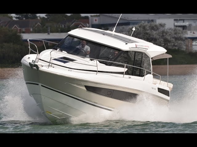 Jeanneau NC33 | Review | Motor Boat & Yachting