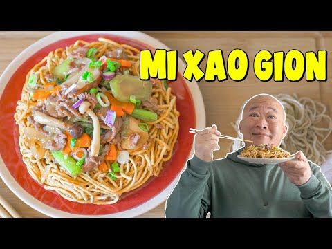 Vietnamese Grilled Fresh Noodles with Beef or Chicken